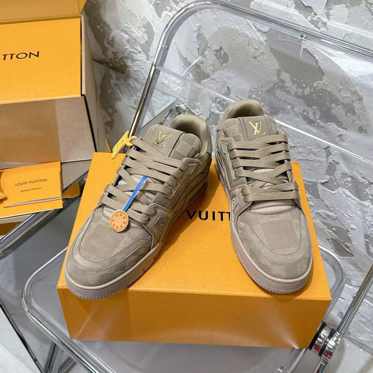 Spring and Autumn casual thick soled popular new shoes Trainer Sneaker 090305