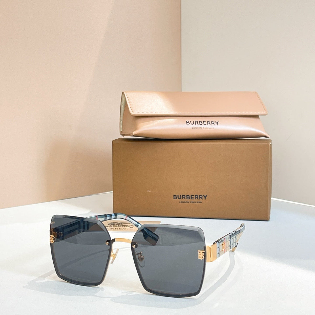 Fashion hot 5 color sunglasses BE2491