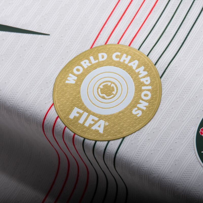 Combo Chelsea Home + Away Jerseys 2025/2026 - World Champion Patch