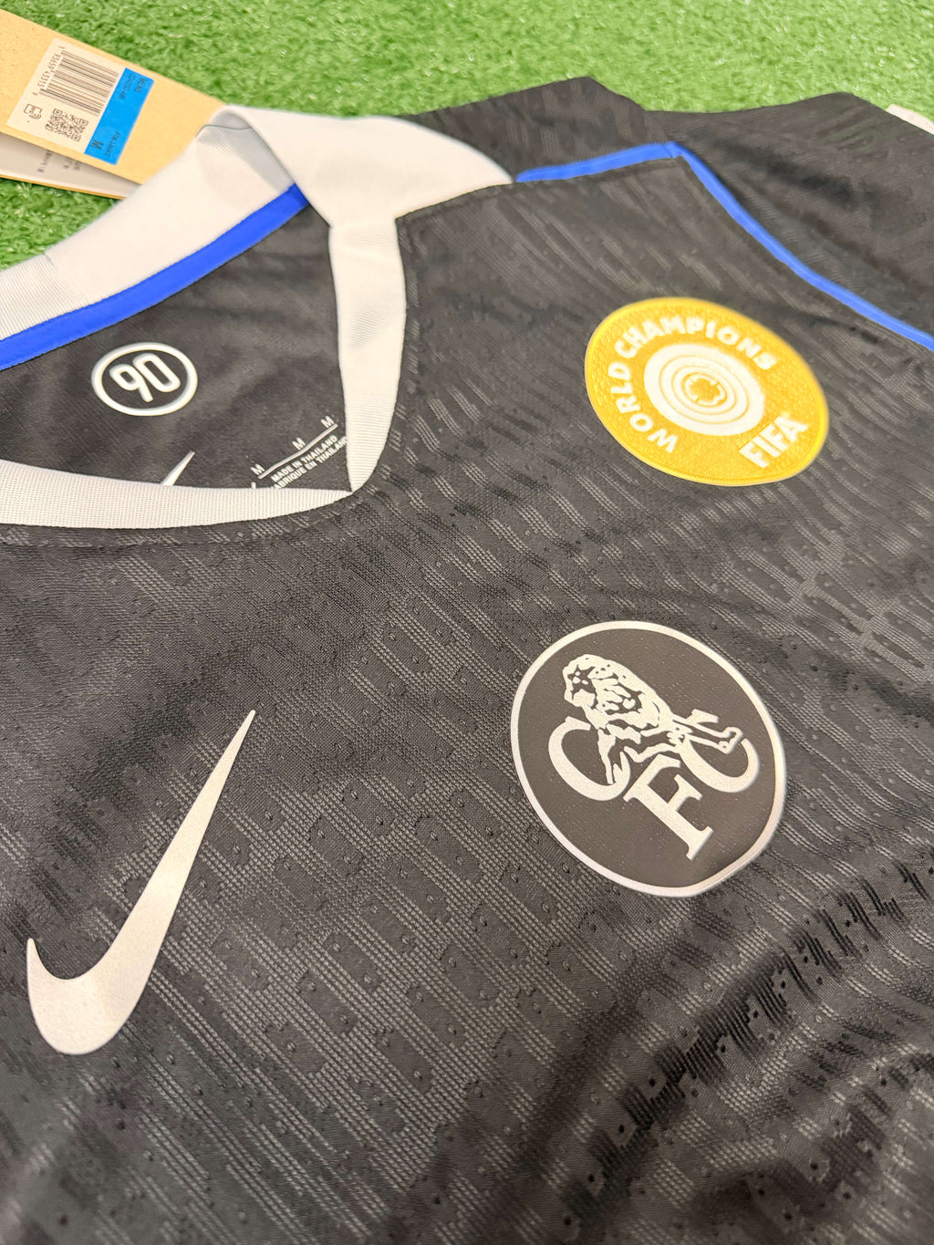 Chelsea Legacy Edition: Third Kit & Gold Medal Combo