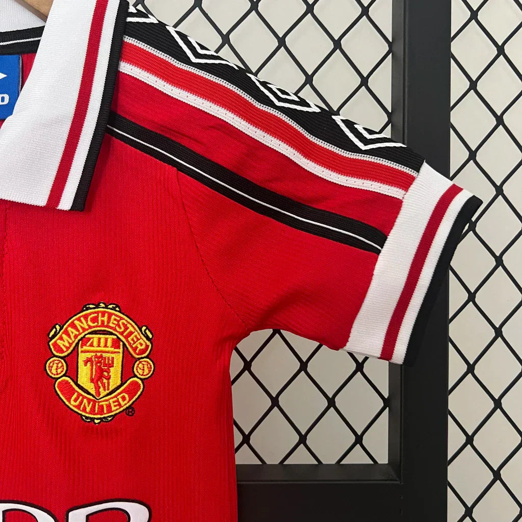 Kids Manchester United Home Kit 1999/2000 - Retrﾃｴ