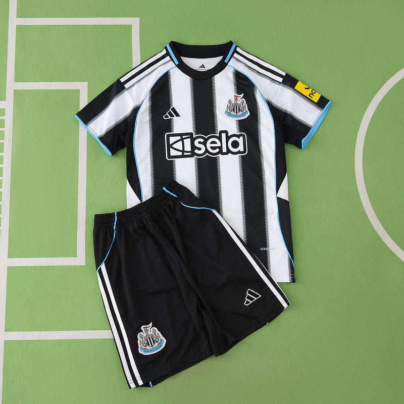 Kids Newcastle United Home Kit 25/26