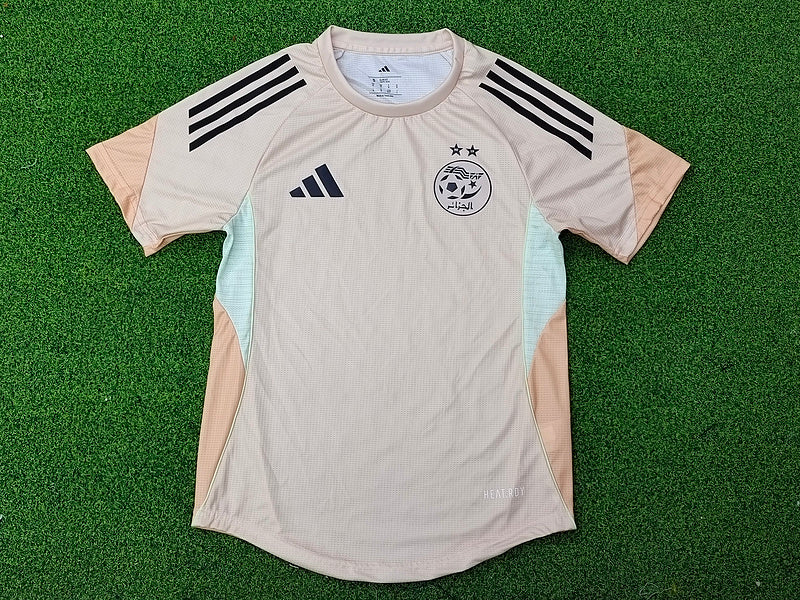 Algeria Player Light Pink Jersey 2025/2026