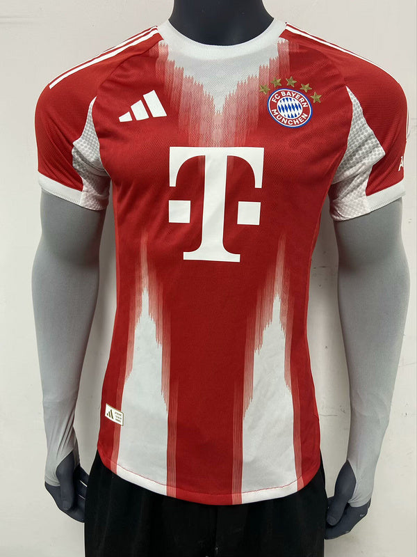 Bayern Munich Player Home Jersey 2025/26 - Müller Special Edition