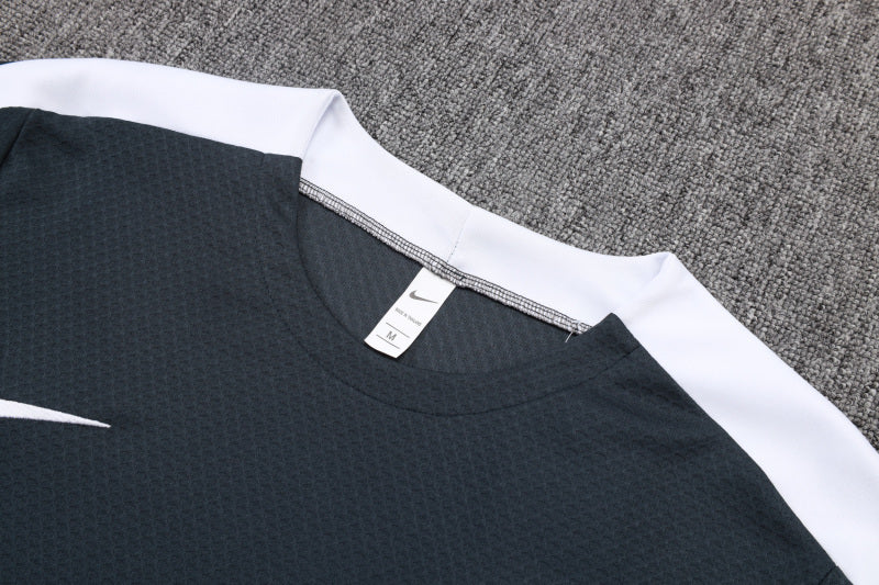 Chelsea Kit Black World Cup Jersey + Shorts 25/26