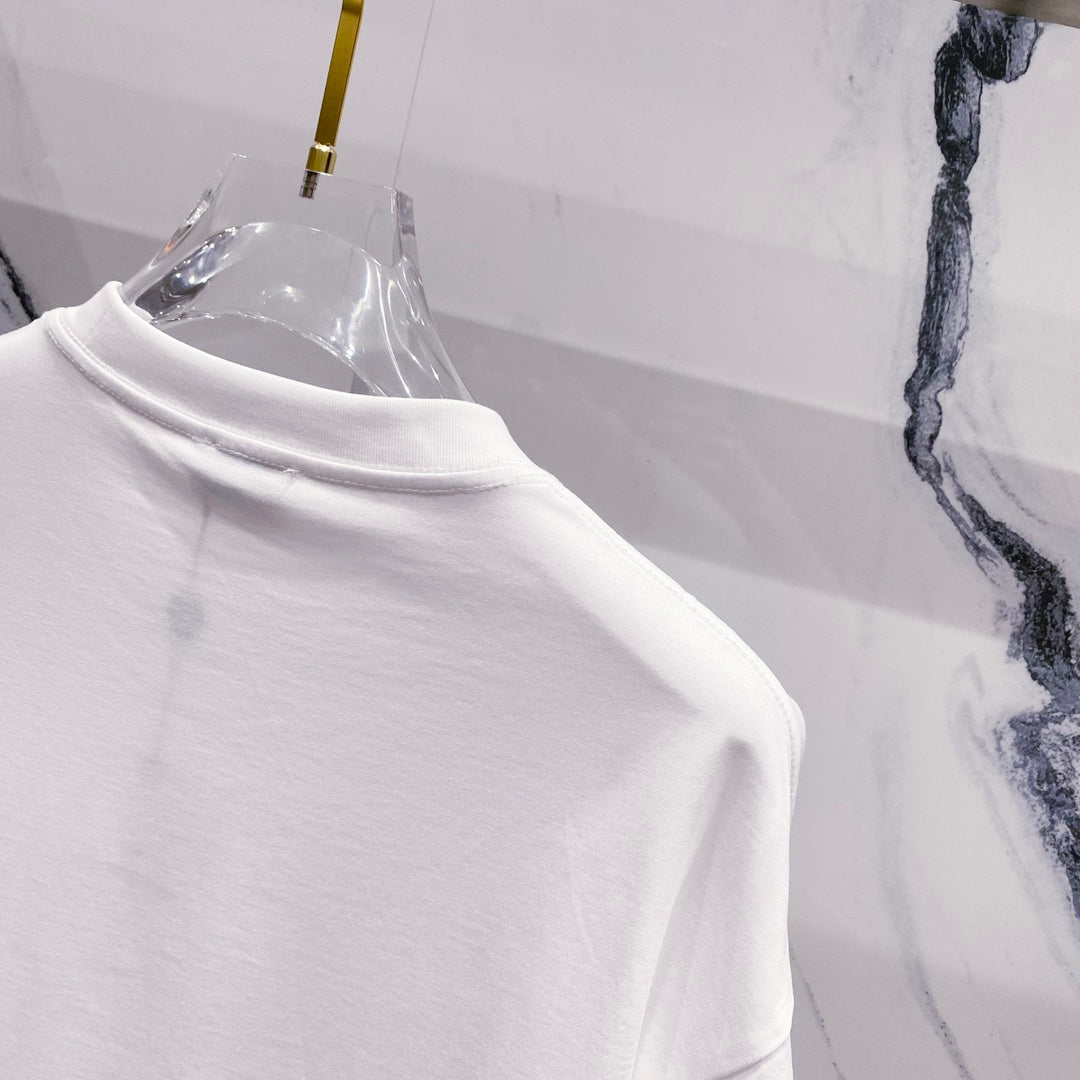 3D embossed cotton T-shirt