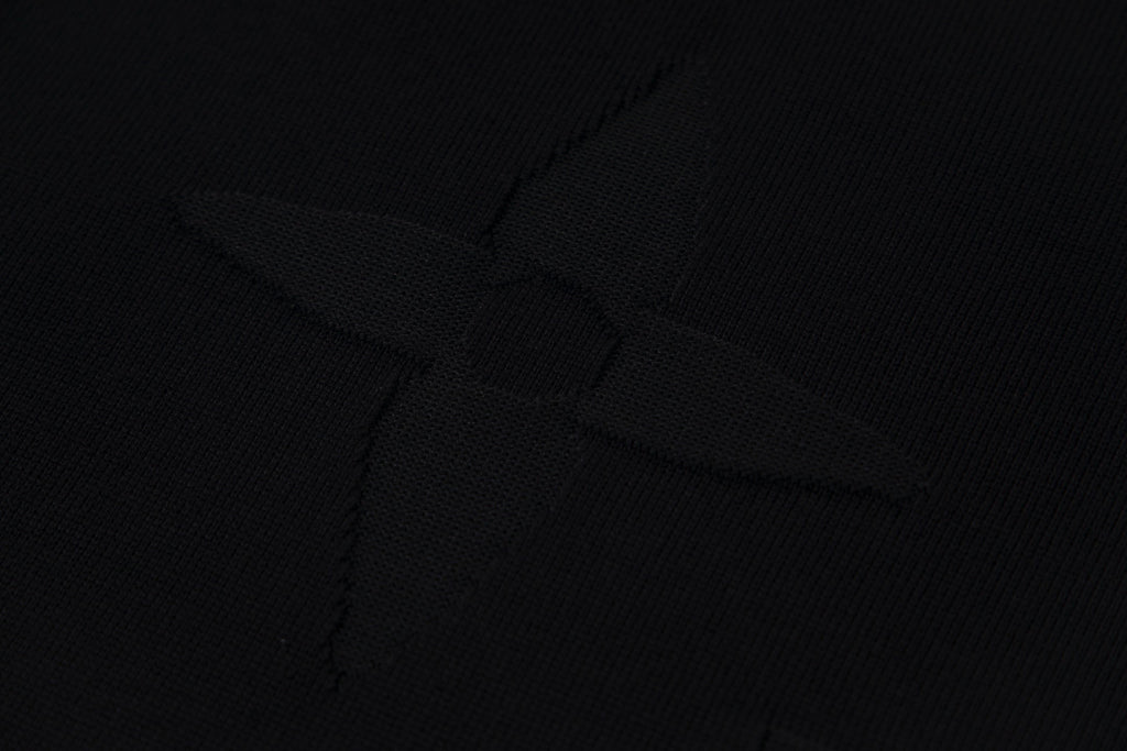 Steel-print relief limited knitted T-shirt